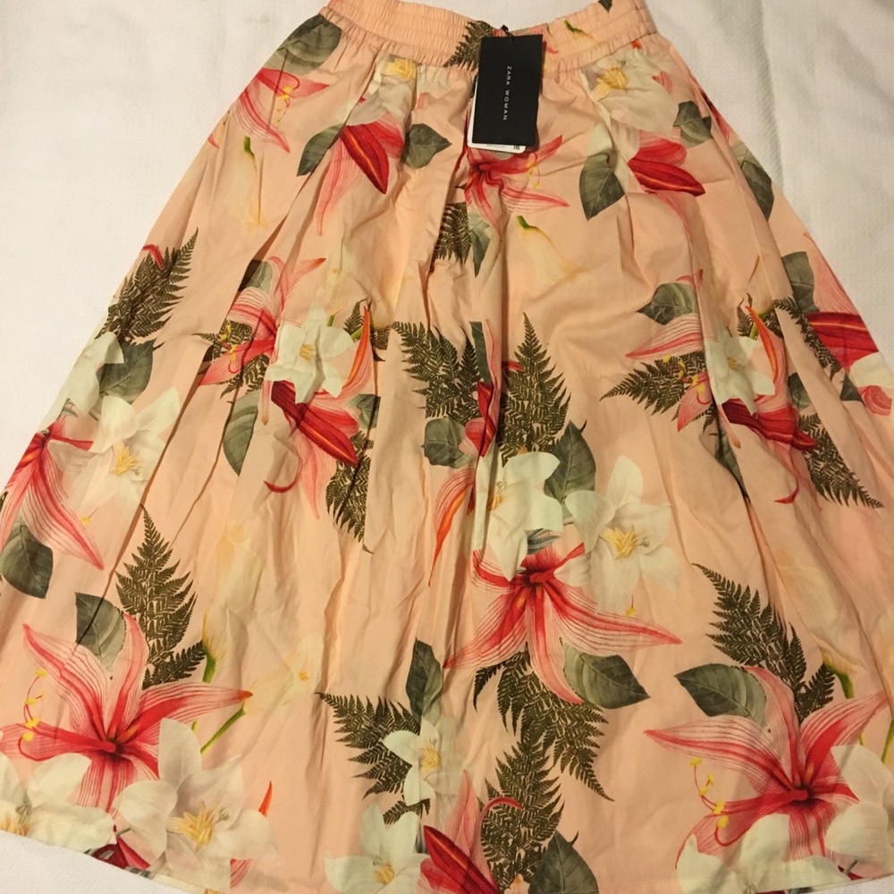 Zara A-Line Pink Tropical Print Skirt